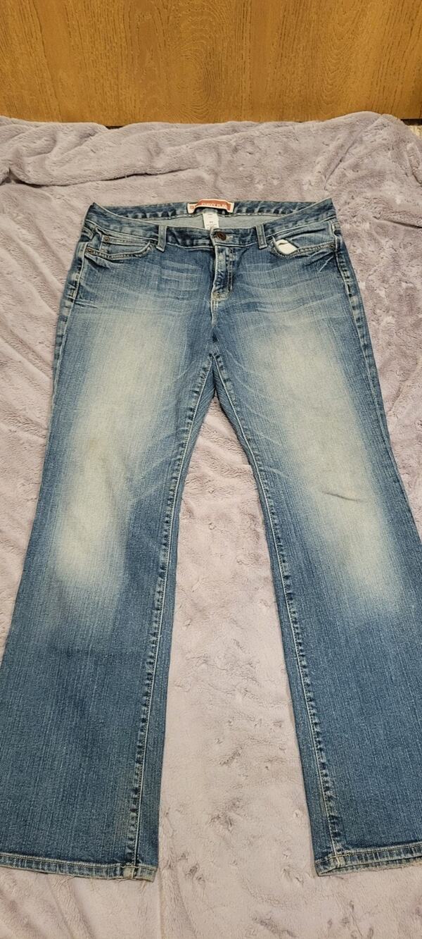 Gap Curvy Flare Jeans Womens 10A Blue Stretch Denim Y2K Whiskered